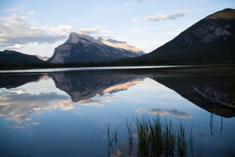 rocky mountain, nature, banff, reflection in water, mountains, landscape, magical, view, lake, water, blue magic-978600.jpg
